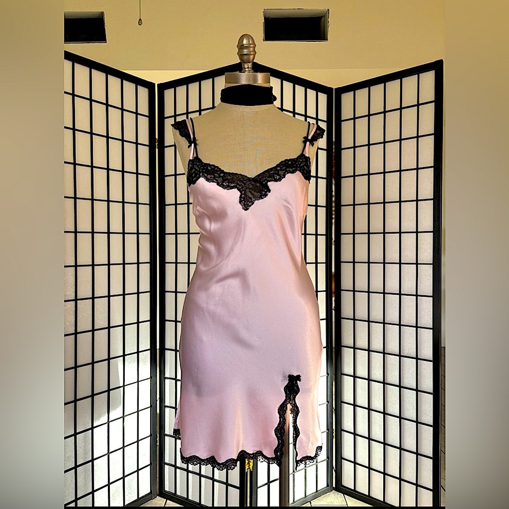 GORGEOUS! EUC Victorias Secret Silk Slip dress-Size L